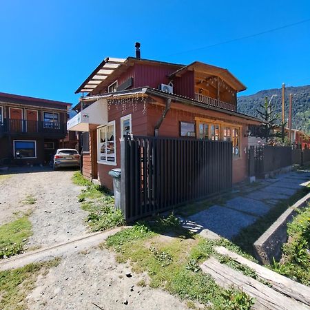 Hostal Robinson Puerto Puyuguapi Eksteriør bilde