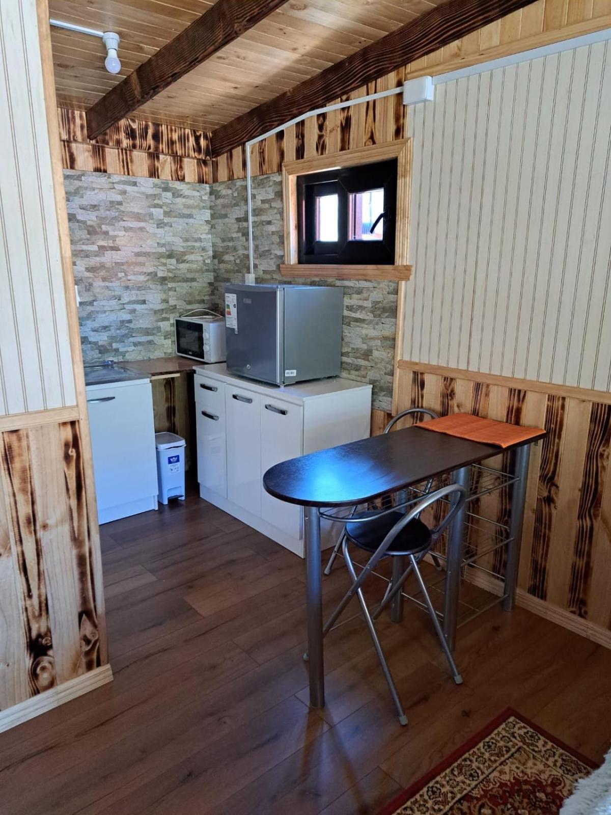 Hostal Robinson Puerto Puyuguapi Eksteriør bilde