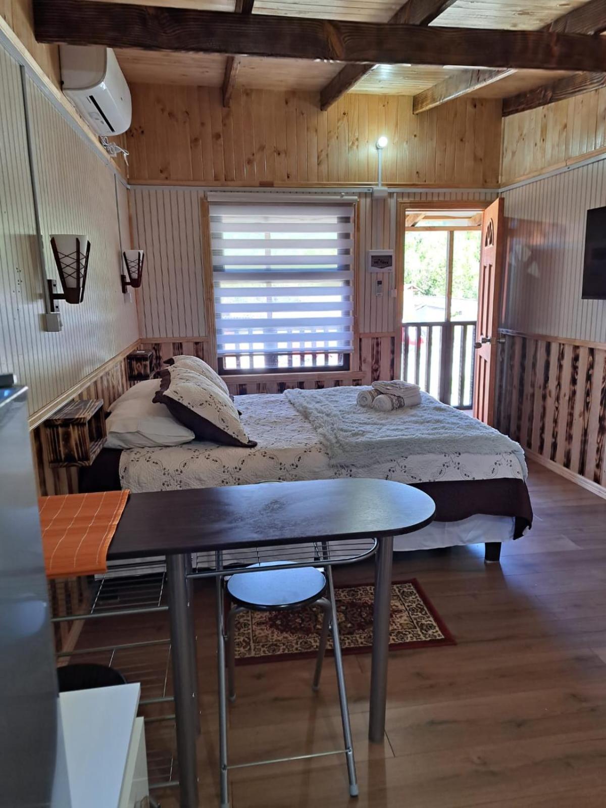 Hostal Robinson Puerto Puyuguapi Eksteriør bilde