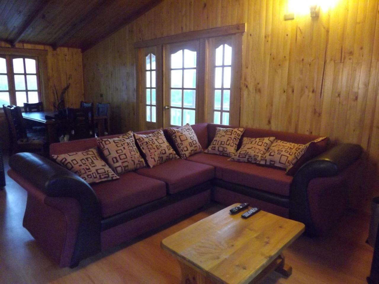 Hostal Robinson Puerto Puyuguapi Eksteriør bilde